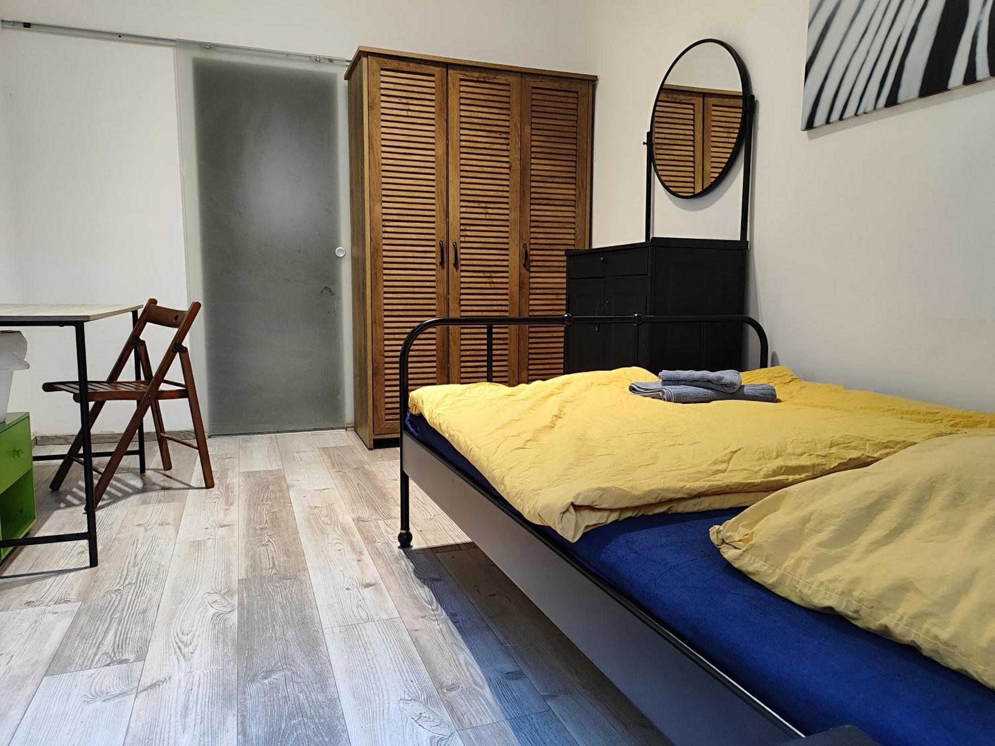 Charmhub Budapest: Your Stylish Sanctuary In The Heart Of The Penzion Budapešť
