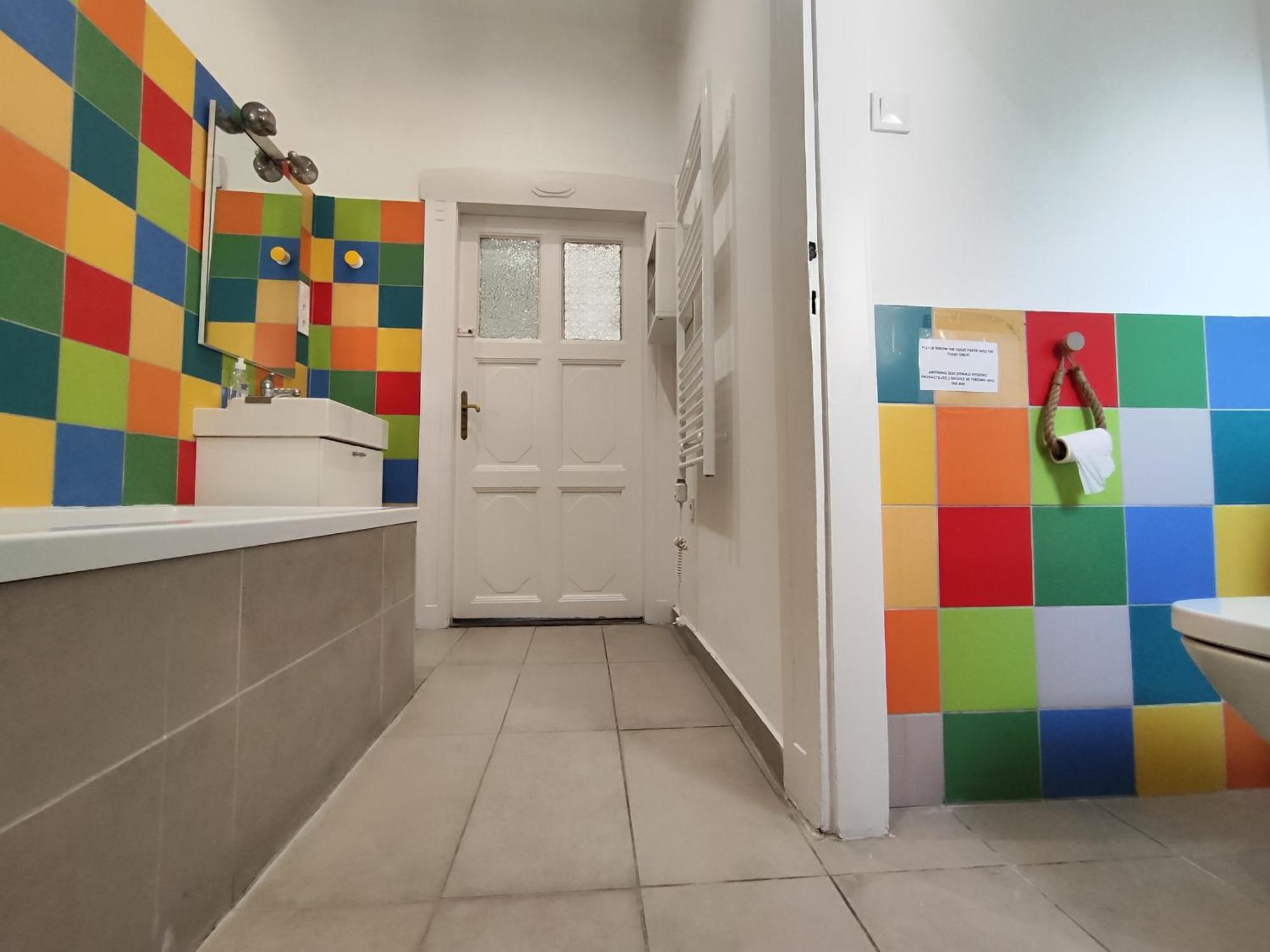 Charmhub Budapest: Your Stylish Sanctuary In The Heart Of The * Budapešť
