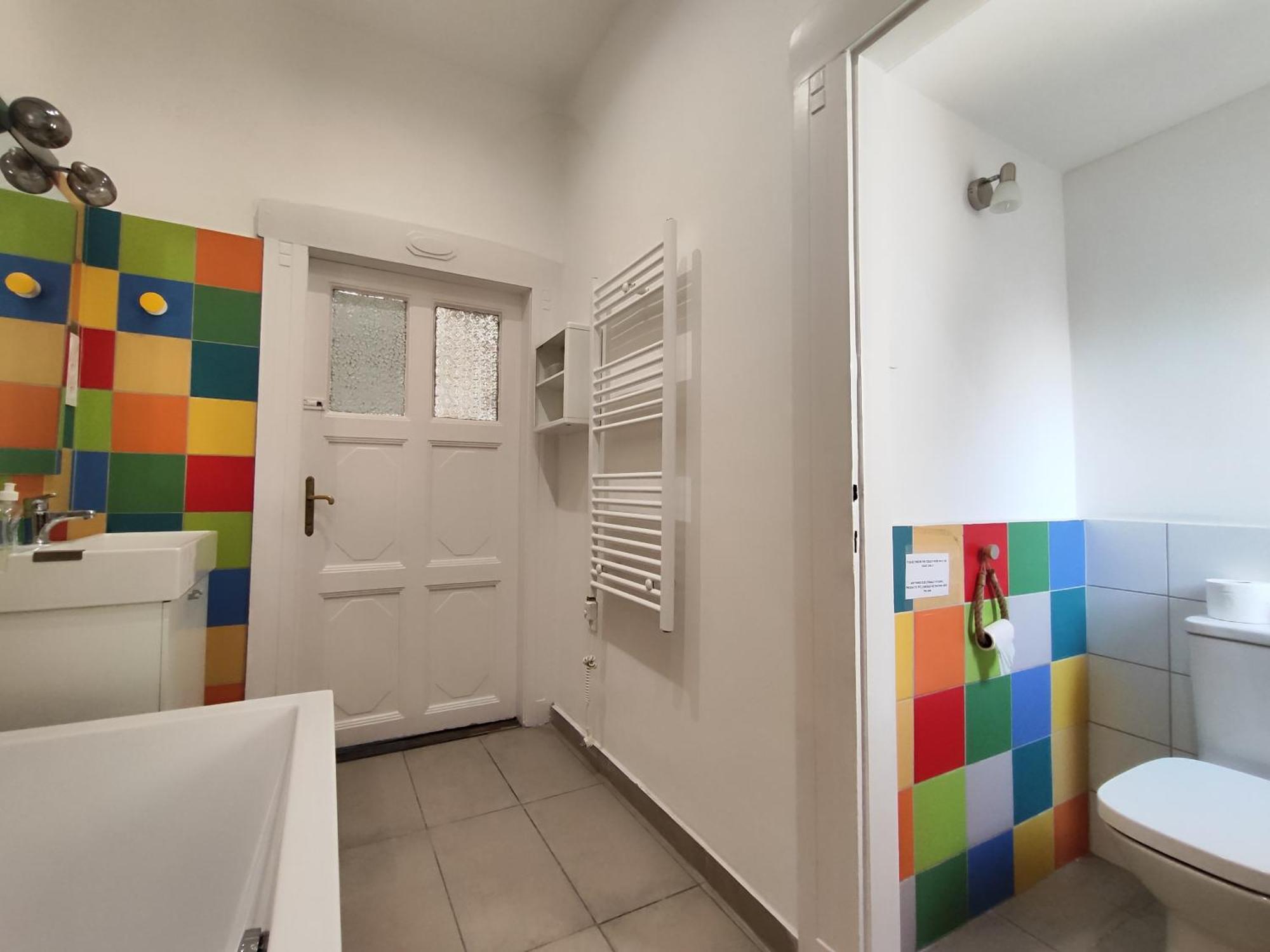 Charmhub Budapest: Your Stylish Sanctuary In The Heart Of The Penzion